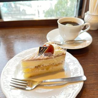 粗ごし栗のマロンケーキ(文房堂Gallery Cafe)
