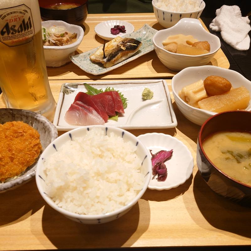 ランチA（刺身2点盛，おでん，カレーフライ）(やまいち屋)