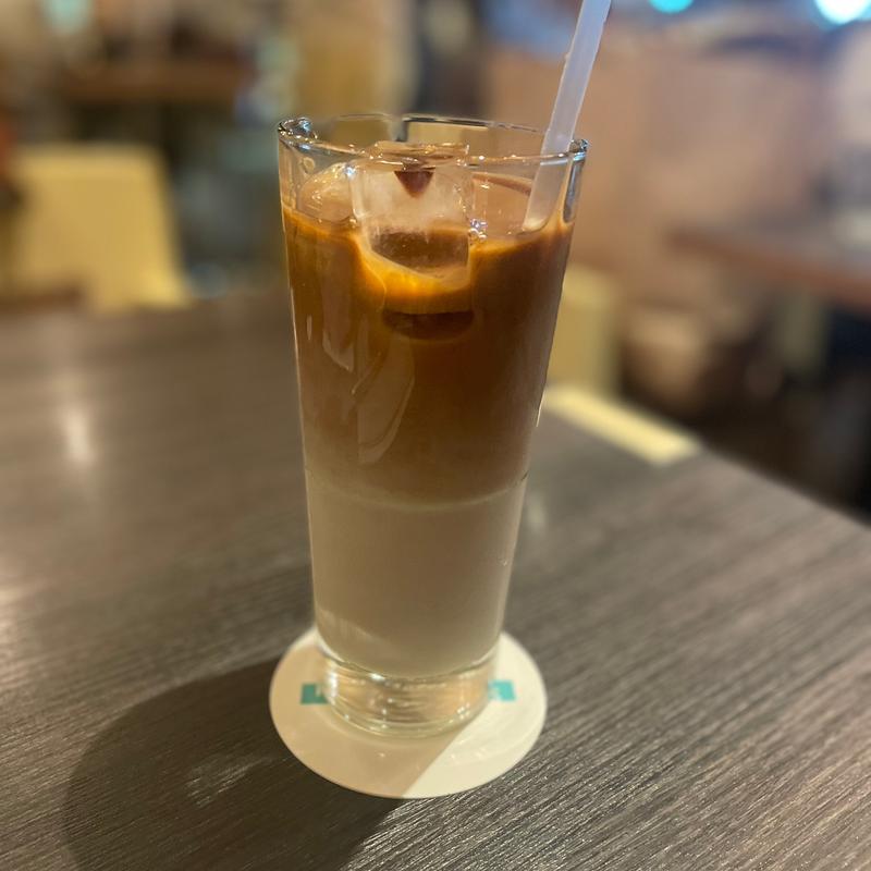 カフェラテ(FRAMES)