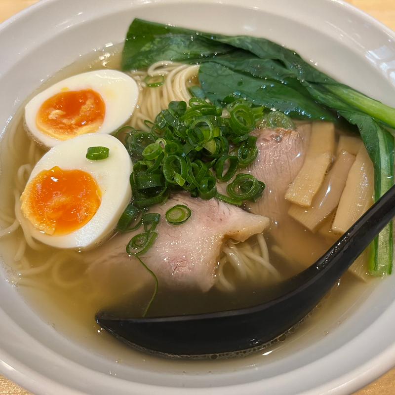 カマス煮干しと天然利尻昆布の塩ラーメン(至高の出汁と麺 たかや)