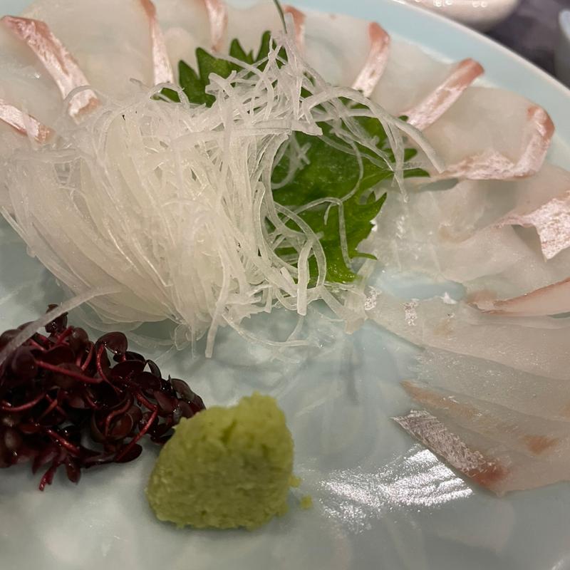 スズキの薄造り(鈴亭 （リンテイ）)