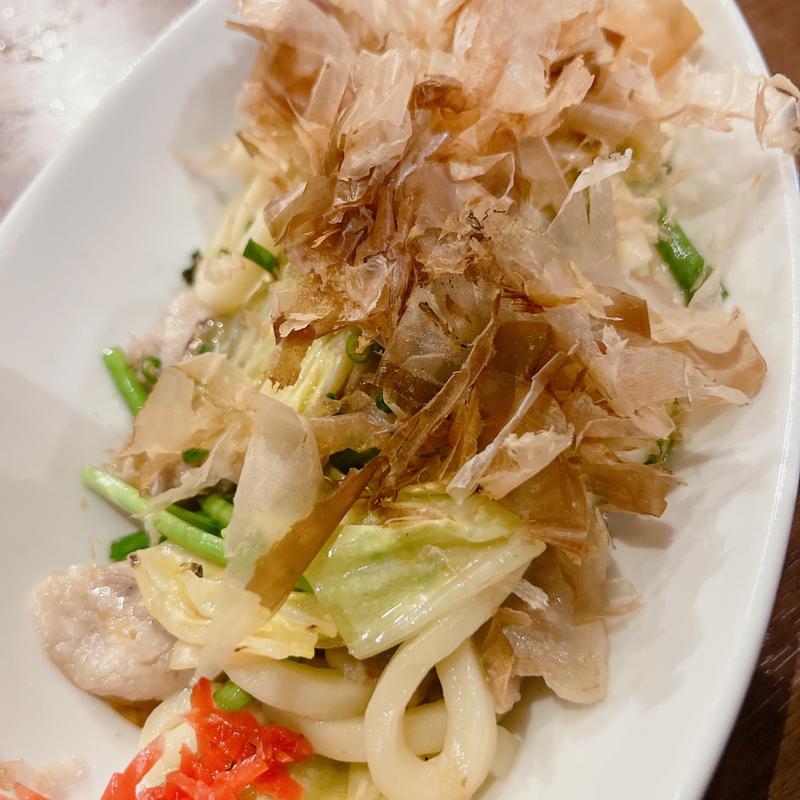 焼きうどん(鶏と魚と炭火焼き 燈～あかり～)