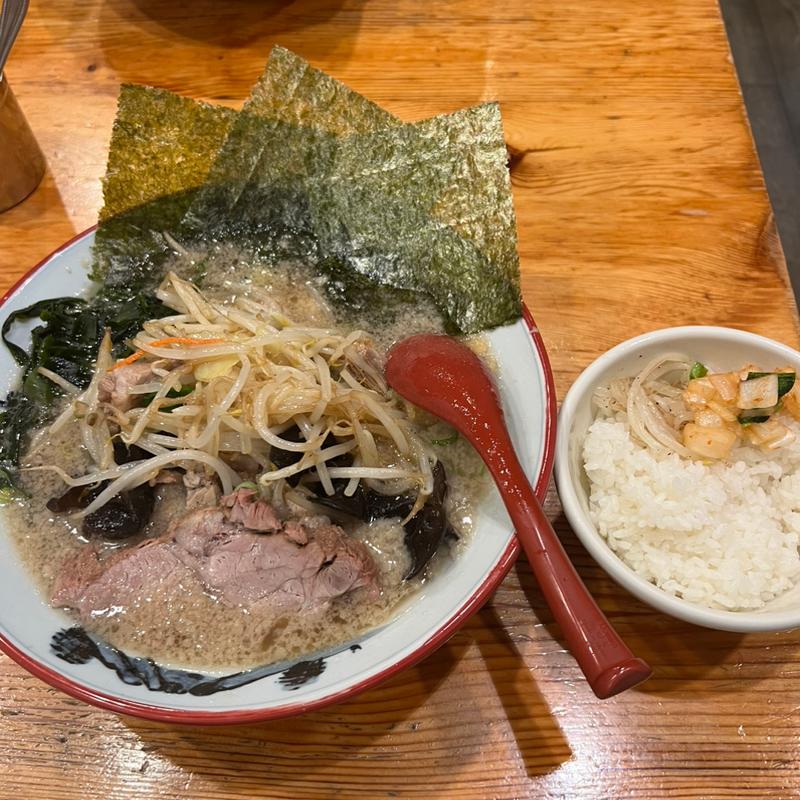 野菜ラーメン　半ライス(椿　ラーメンショップ 木立店 )
