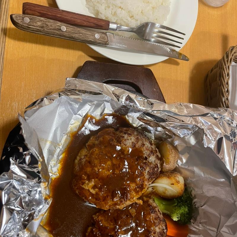 ダブルハンバーグ(包みハンバーグ SEN HEPナビオ店)