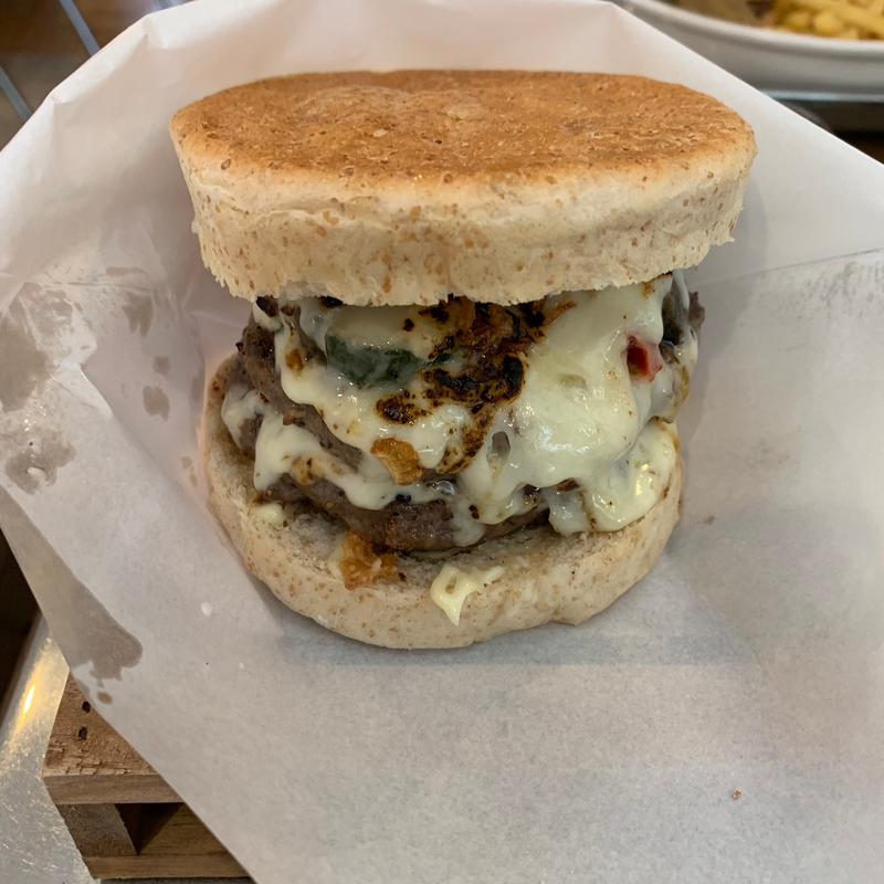 モッツァレラバーガー(バニラデリ （VANILLA・DELI）)