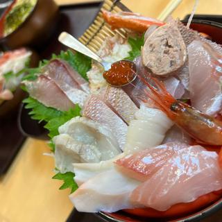 海鮮丼 上(軍ちゃん 高田店 （ぐんちゃん）)