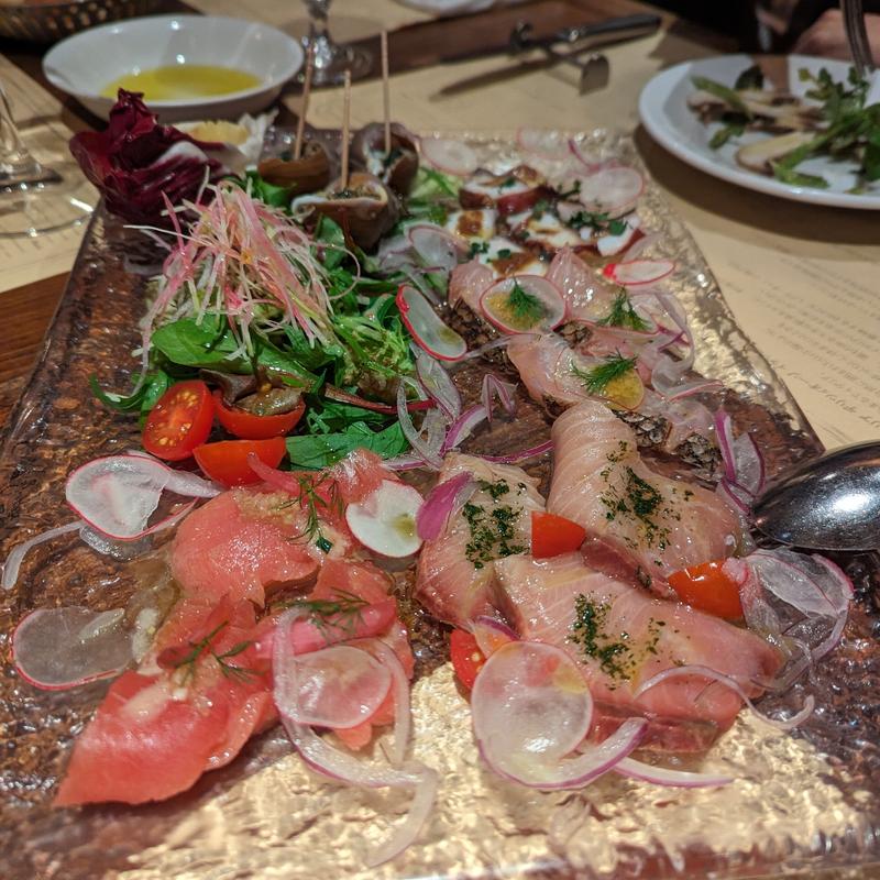 魚介類のカルパッチョ5種盛り合わせ(デリツィオーゾ イタリア （DELIZIOSO ITALIA）)