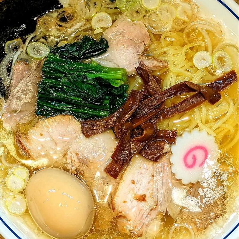 塩生姜玉子ラーメン(生姜醤油専門 我武者羅 幡ヶ谷本店)
