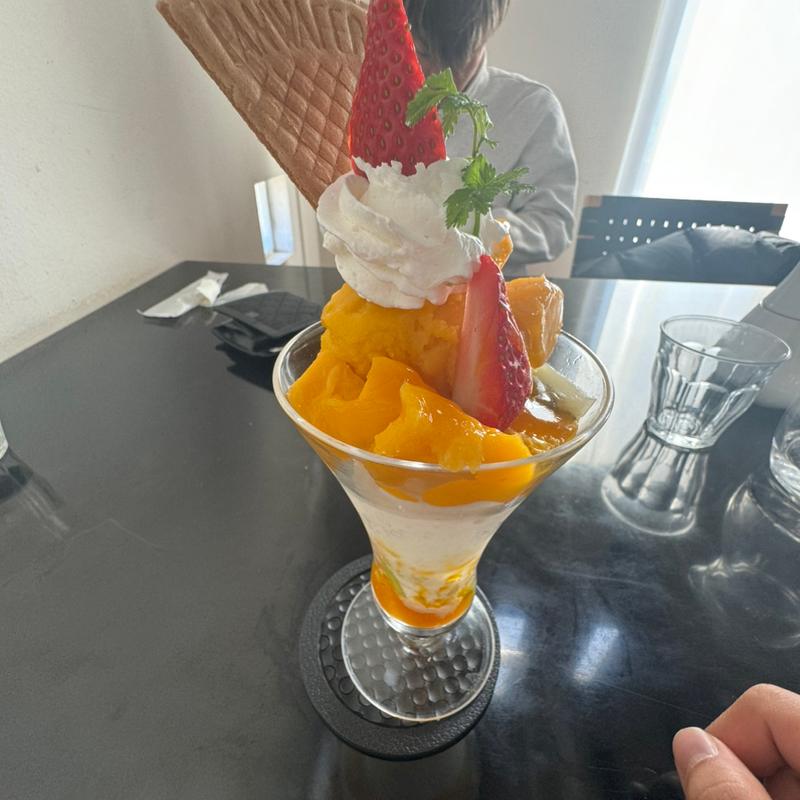マンゴーパフェ(Kitchen ichi-nichi （キッチン イチニチ）)