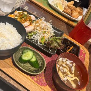(ゴリラ食堂 )