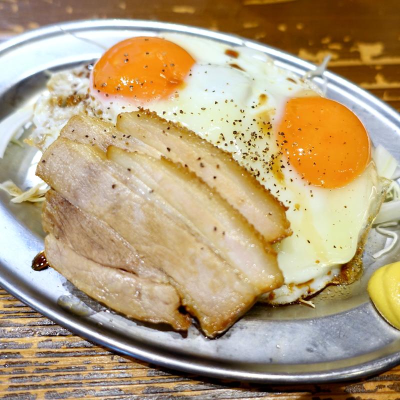 食堂の味！ チャーシューエッグ(農家ごはん つかだ食堂 )