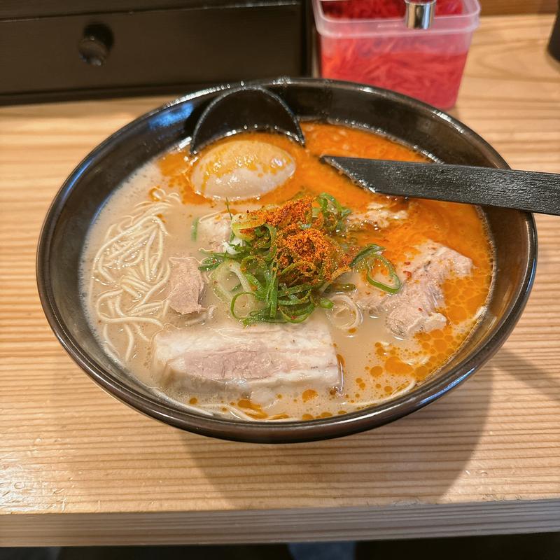 赤とんこつ味玉チャーシューラーメン(あすの澪 奈良 葛城店)