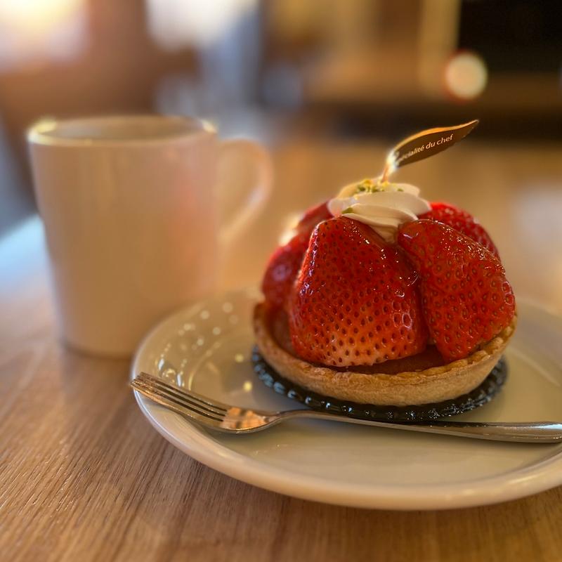 いちごのタルト(カフェ アンジェ・フレーゼ )