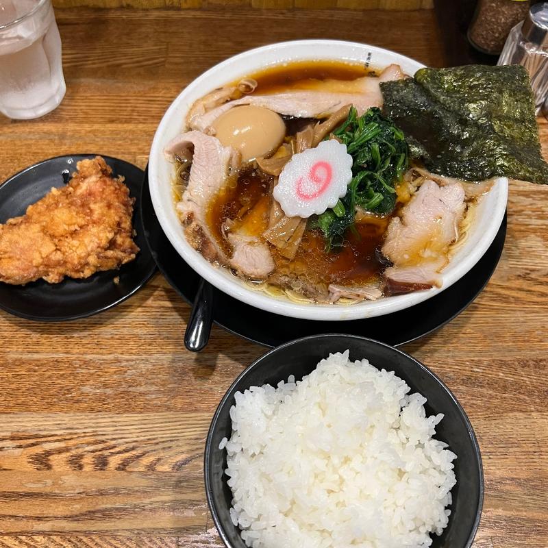特製生姜醤油らーめん　ライス　唐揚げ(生姜醤油らーめんみずさわ東川口店)