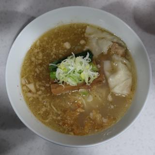 塩らぁ麺(ラーメン星印 )