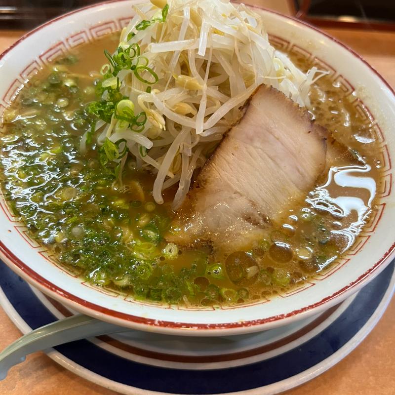 しょうゆとんこつラーメン(ラーメン専門　伊集院 本店 )