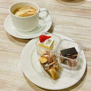 ディナーブュッフェ　ケーキ各種(Akala （アーカラ）)
