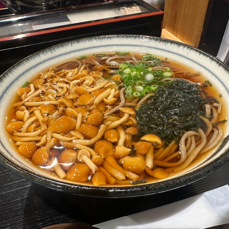 なめこ蕎麦(おくに （そば処おくに）)