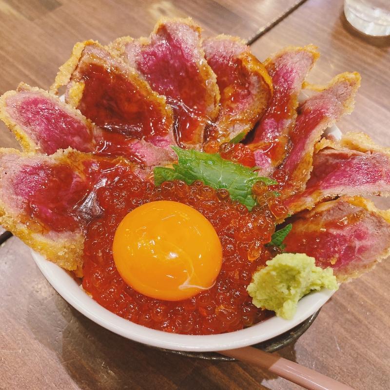 レアカツ丼(新鳥栖 道の市場)