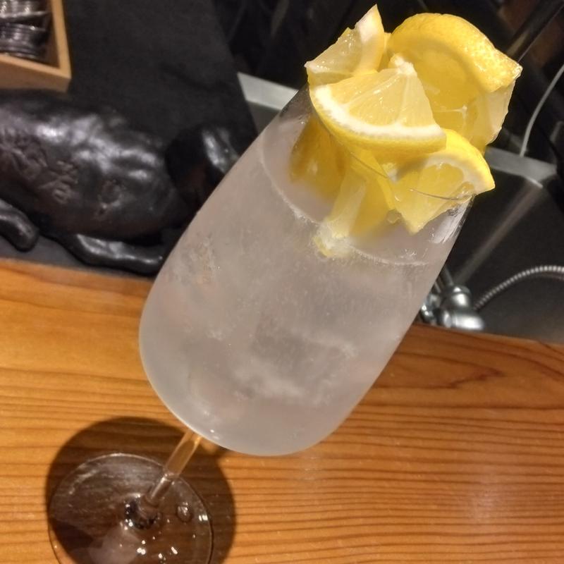 どっさり生レモンサワー(創作鉄板 粉者東京)