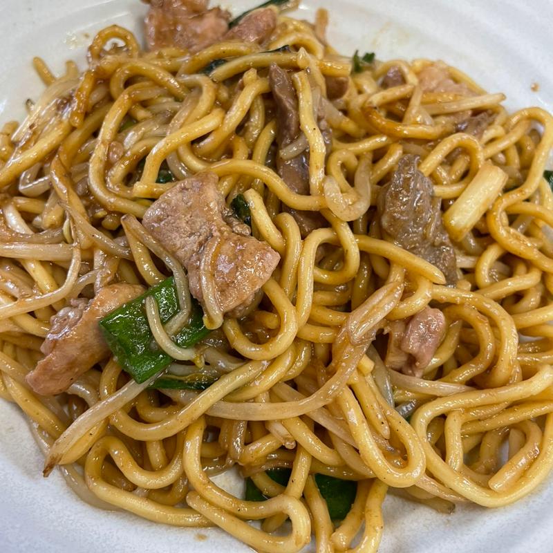 ホルモン焼きそば大盛り(鉄板焼ゆきちゃん)