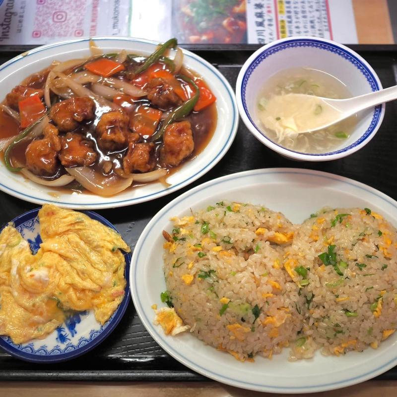 お得セット(炒飯大盛り)(鞍山)