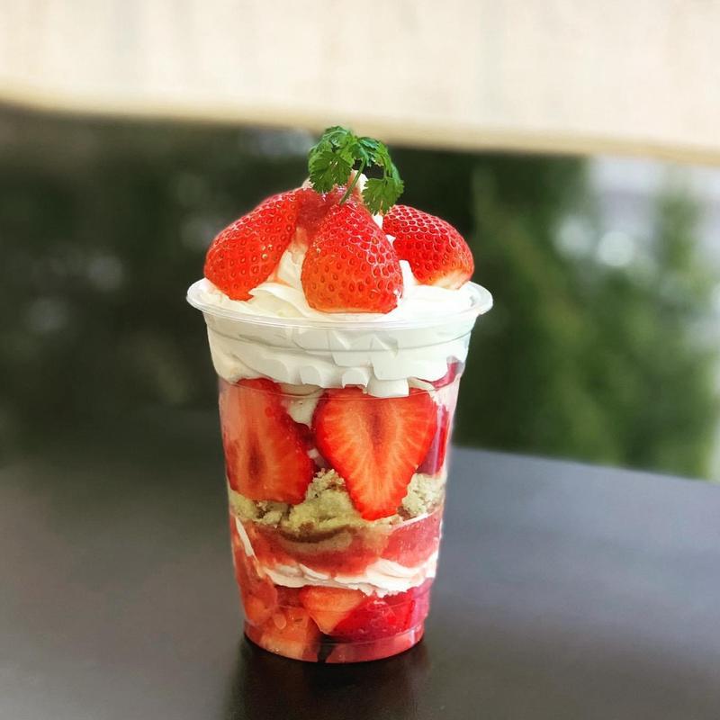 恋する果実の苺パフェ(Le＊Lien)