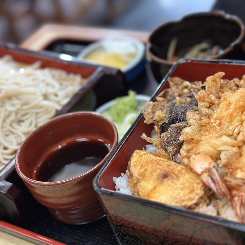 天重・もりそばセット(更科)