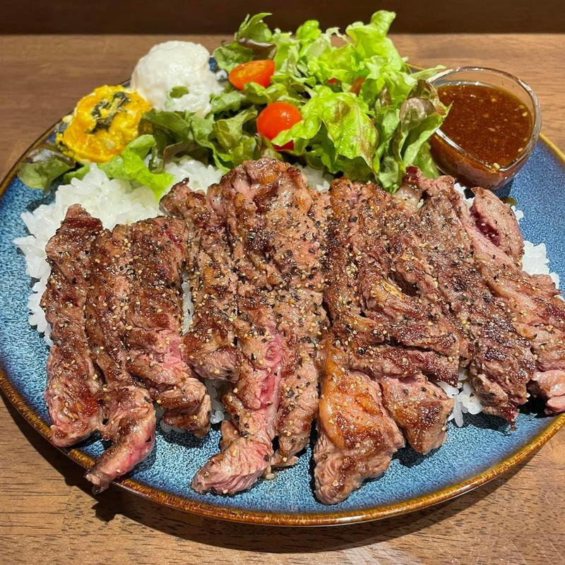 アフロオリジナルプレート(肉カフェダイニングアフロ)