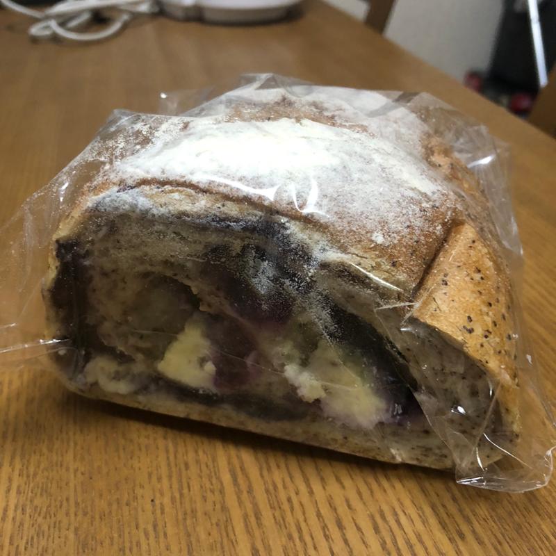 ブルーベリーパン(ヤオコー スマーク伊勢崎店)