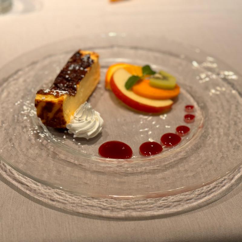 バスクチーズケーキ(ダイニングバル コダマ STEAK＆CRAB 松屋銀座店)