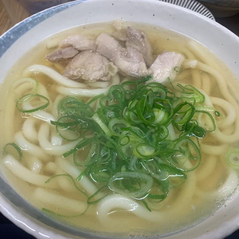 かしわうどん(弥太郎うどん)