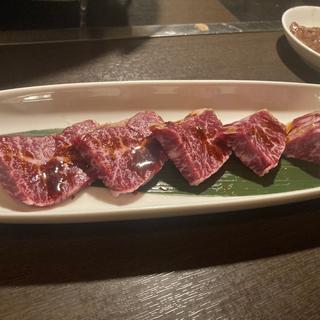 (炭火焼肉ひよりや)