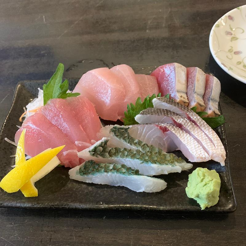 刺身盛り合わせ(えいこ鮮魚店 )
