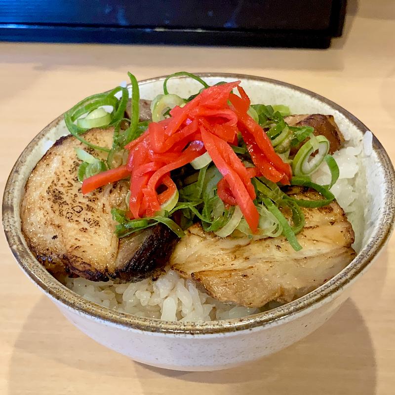 あぶりちゃーしゅー丼(泡系しおとんこつラーメンべらしお 総本店)