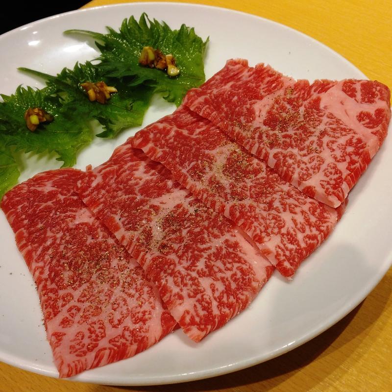 上赤身ロース（大葉とネギ醤油だれ）(うしこぞう　川崎店)