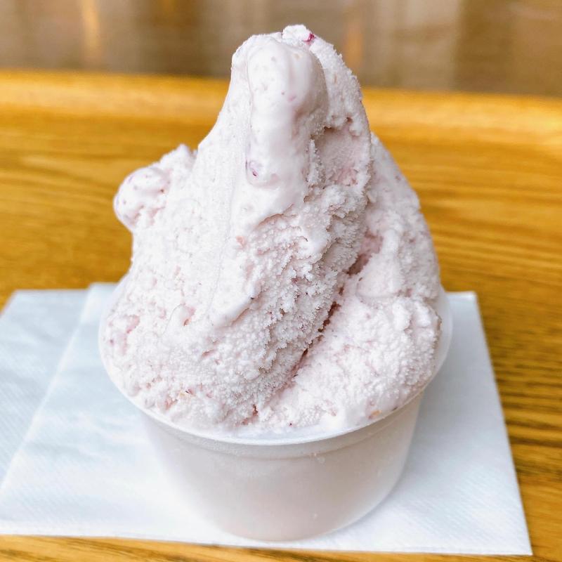 薔薇ジェラート(ガーデンカフェ ルーベル)