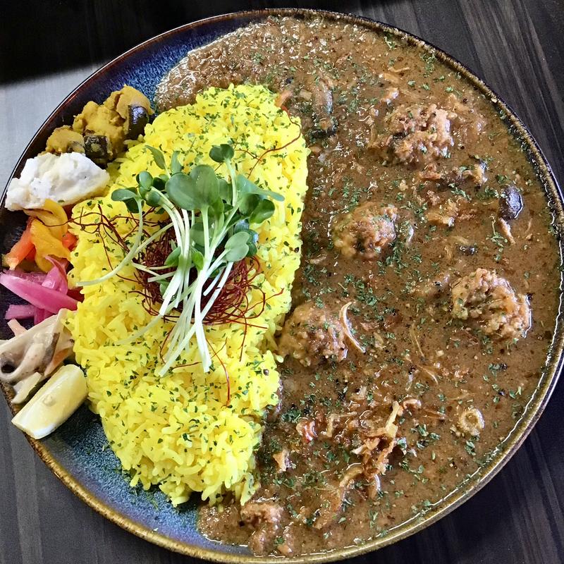 柚子つみれときのこのスパイスカレー(三日坊主の四日目カレー)