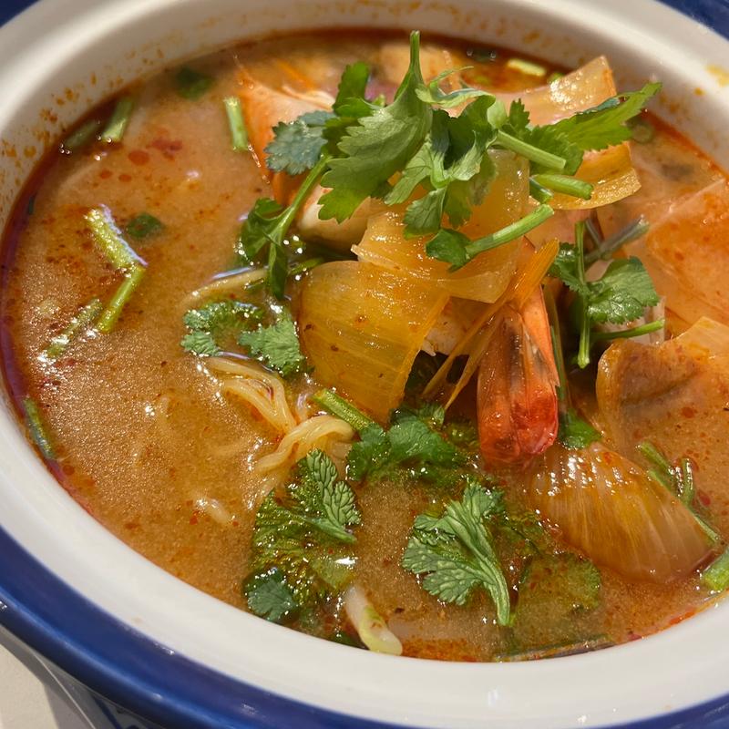 トムヤムクン　クイッティオ(メナムのほとり )