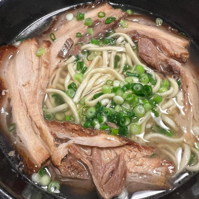 三枚肉そば(あじゃず)