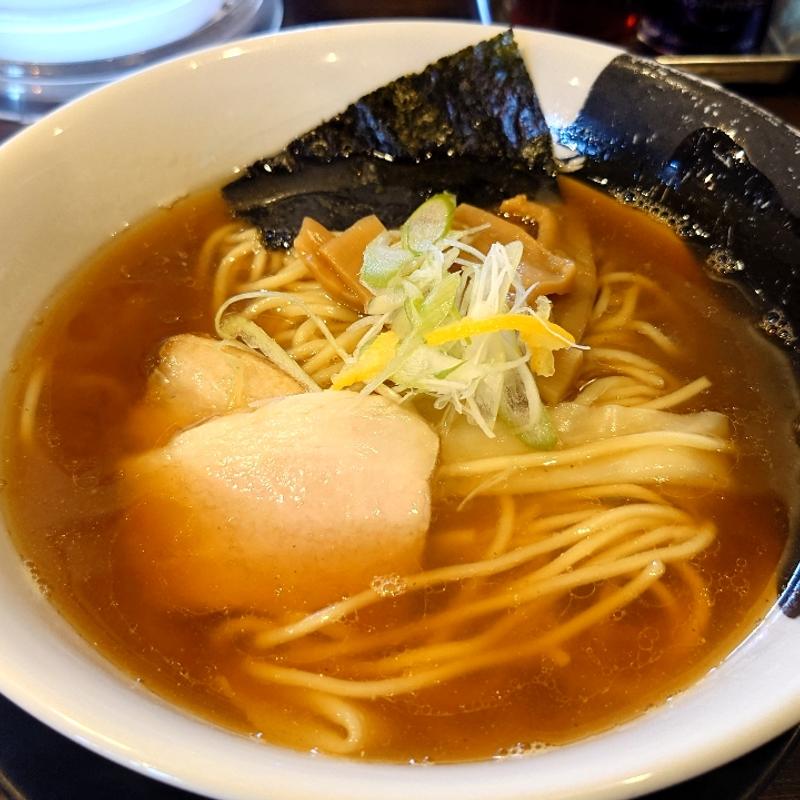 煮干し中華(手仕事らぁめん八 （テシゴトラアメン ハチ）)