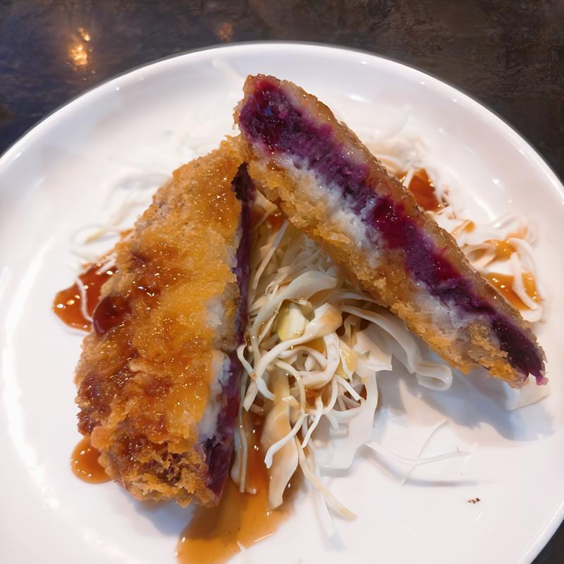 芋餅(琉球キッチン 東屋慶名)