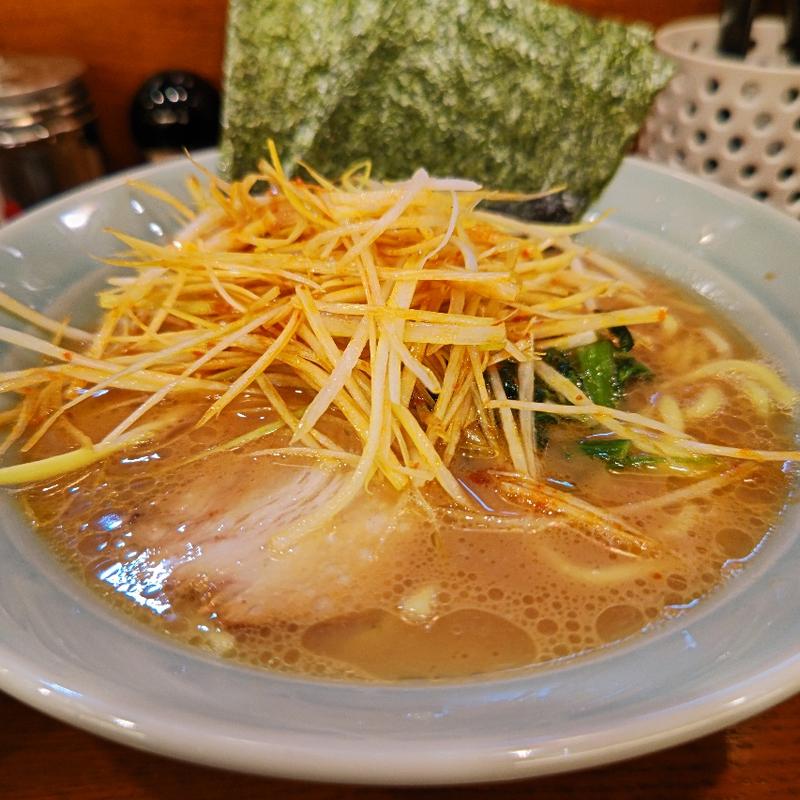 辛ネギラーメン(横浜家系ラーメン銀家 伊勢佐木町店)