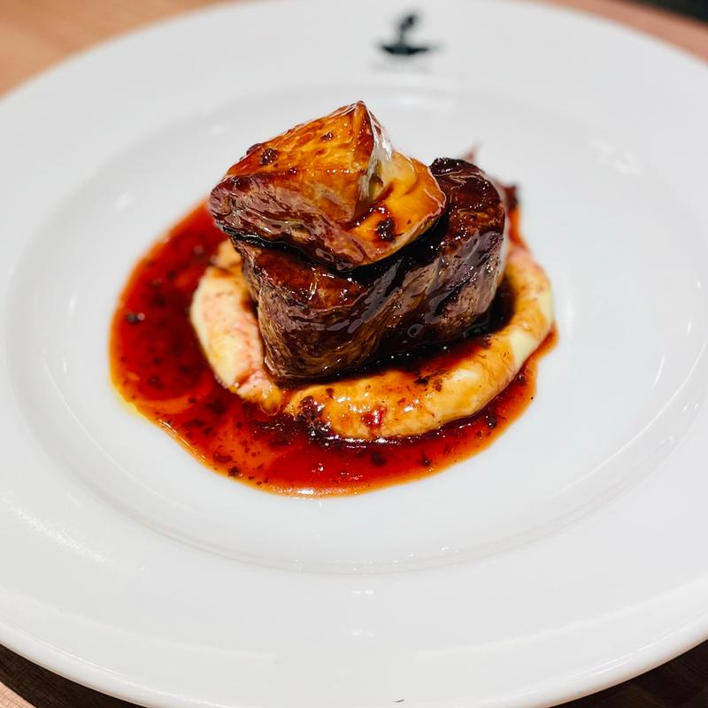 フォアグラと牛ヒレ肉のロッシーニ風(俺のイタリアン 吉祥寺)