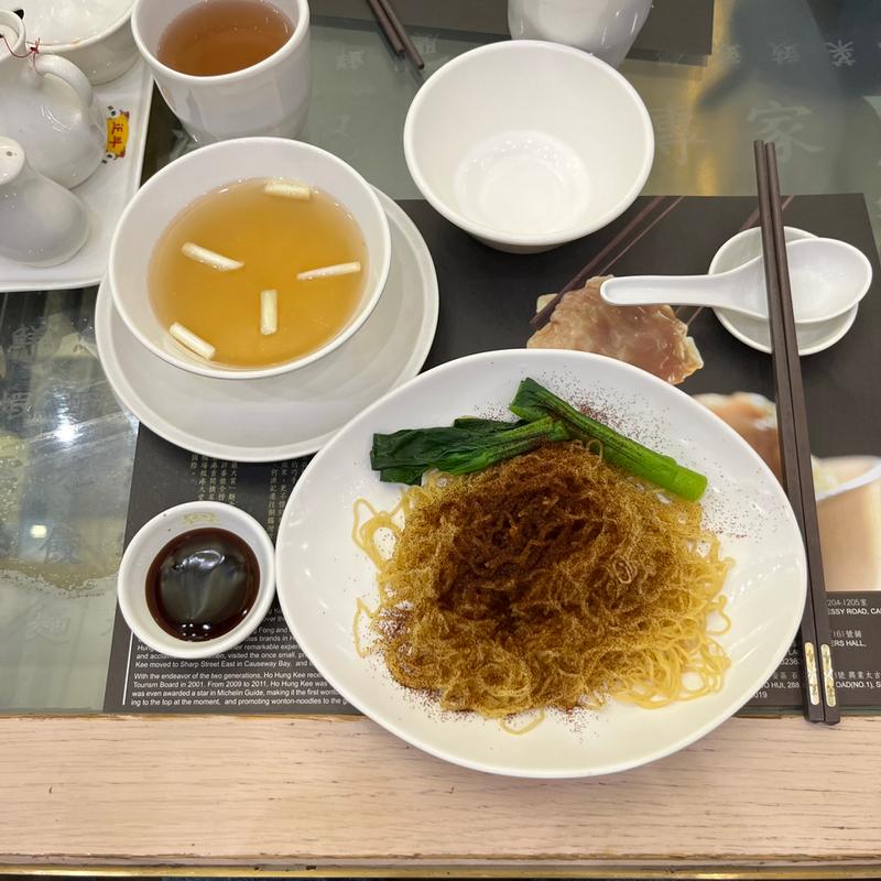 蝦の卵の麺(何洪記)