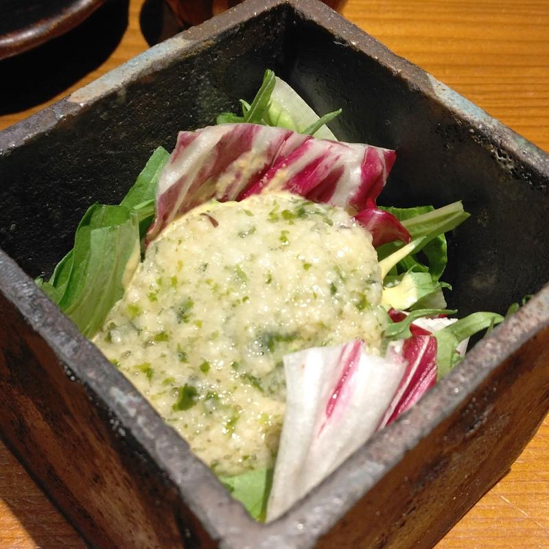 生野菜：粉者サラダ(創作鉄板 粉者東京)