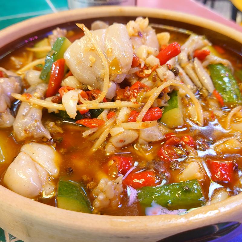 激辛カエルの四川風煮込み(撒椒小酒館上野店)