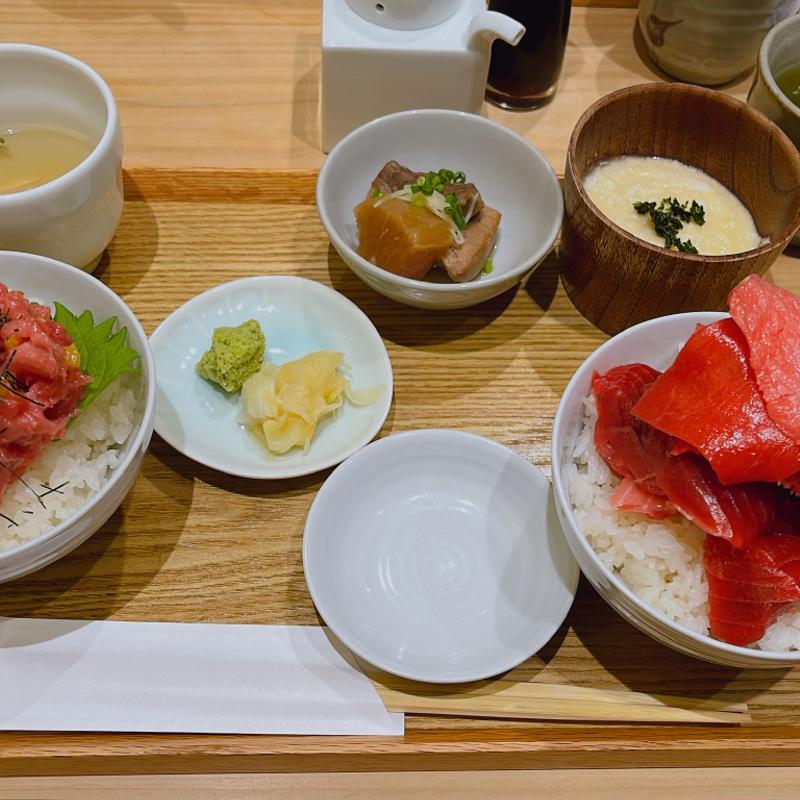 選べる贅沢2種丼（小丼2種）(海玄)