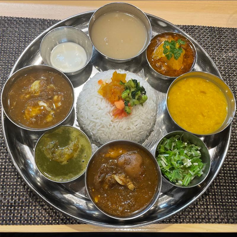 (スパイス料理ナッラマナム )