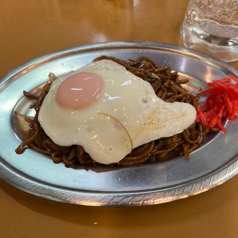 ソース焼きそば+目玉焼き(福ちゃん)